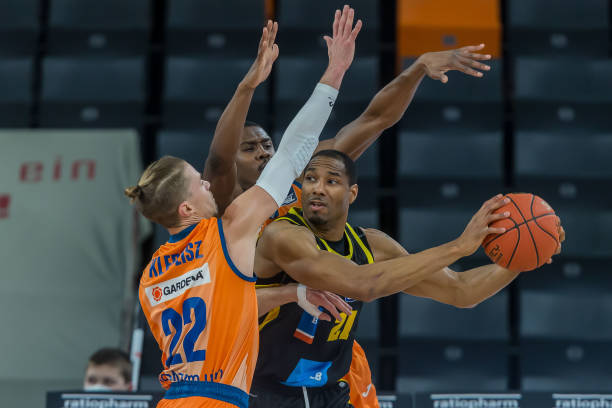 塞尔比的一 塞尔比的一