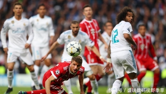 击中门柱或 击中门柱或