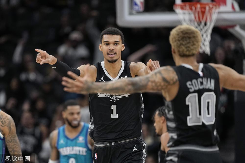 舆论和财务 舆论和财务